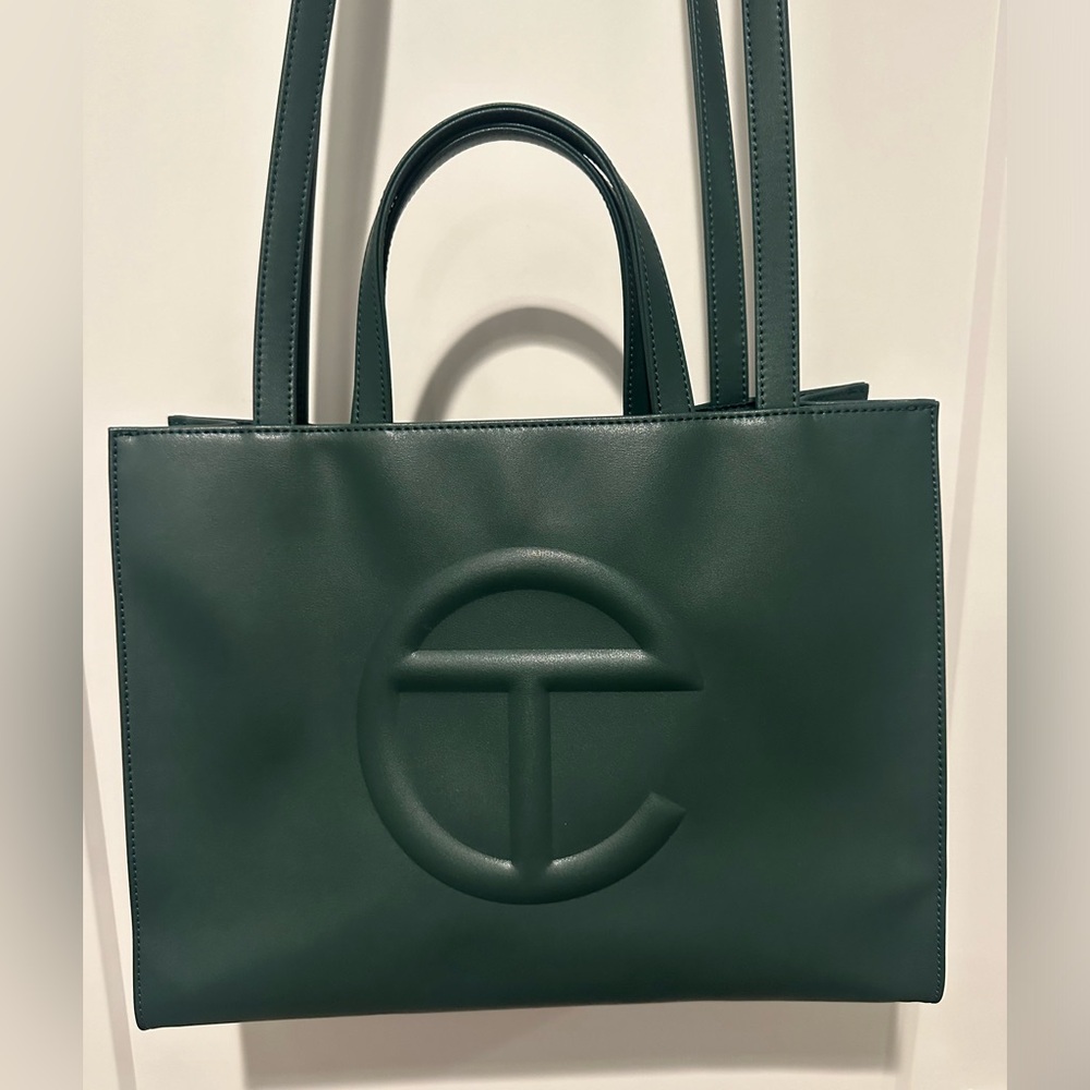 Telfar Medium - Picture 5 of 11